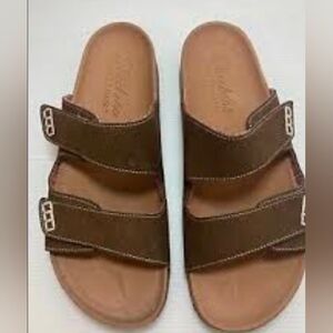 SKECHERS LUXE FOAM  women's Comfortable Brown  Sandals